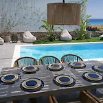 Akoya Pearl - Sea Front *