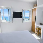 Akoya Pearl - Sea Front Vila *