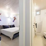 Vila Akoya Pearl - Sea Front *