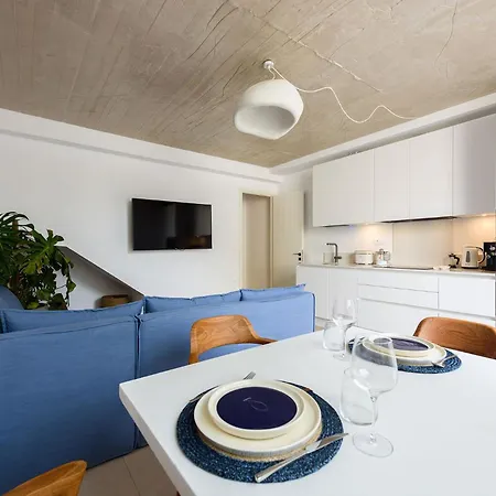 Akoya Pearl - Sea Front Vila Ambelas