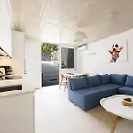 Villa Akoya Pearl - Sea Front Ambelas