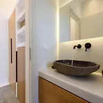 Akoya Pearl - Sea Front Villa Ambelas