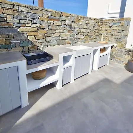 Villa Akoya Pearl - Sea Front Ampelas