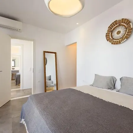 Akoya Pearl - Sea Front *