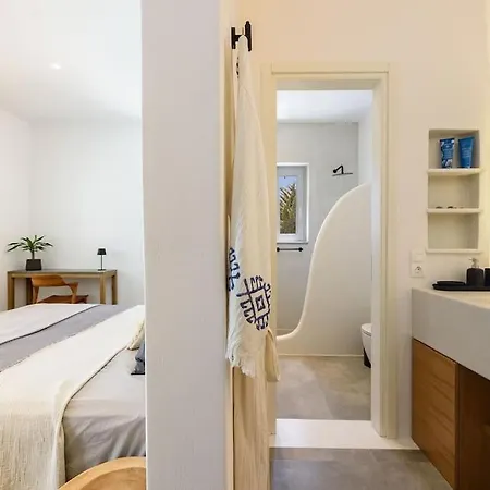 Villa Akoya Pearl - Sea Front Ampelas