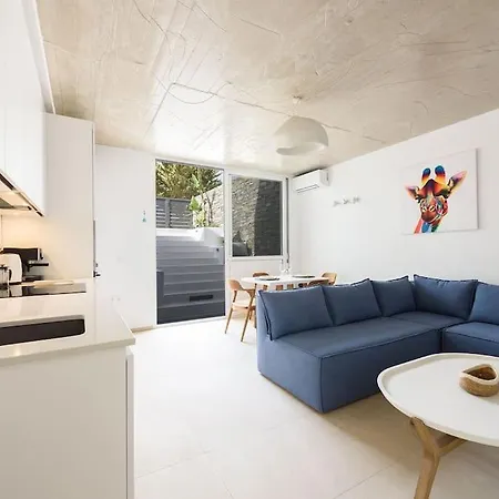 Akoya Pearl - Sea Front * Ampelas