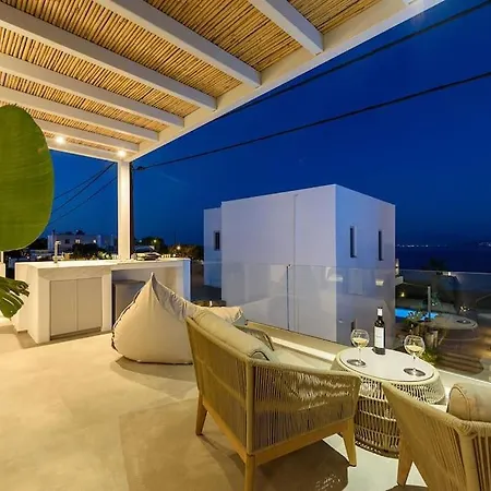 Akoya Pearl - Sea Front Villa Ampelas
