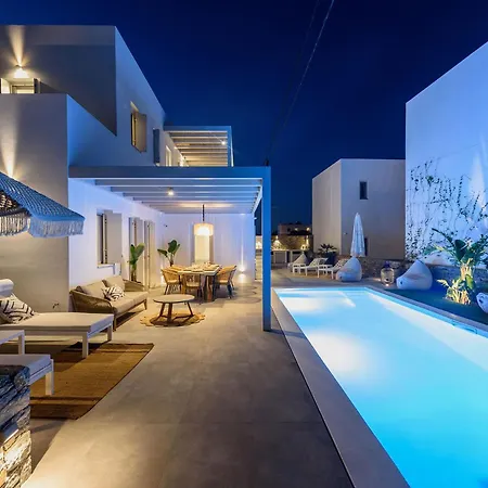 Akoya Pearl - Sea Front Villa *