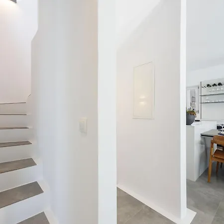 Villa Akoya Pearl - Sea Front Ambelas