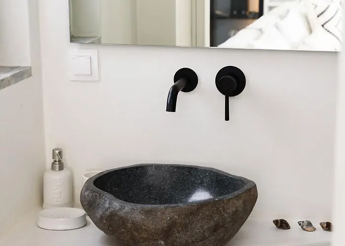 Villa Akoya Pearl - Sea Front *