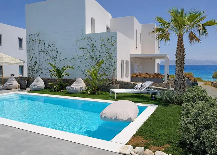 Villa Akoya Pearl - Sea Front *