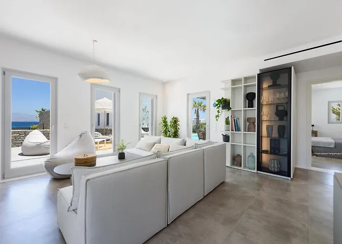 Akoya Pearl - Sea Front *