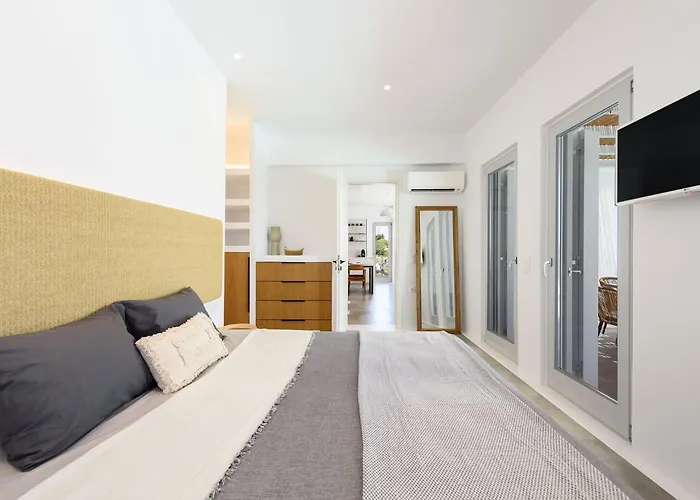 Akoya Pearl - Sea Front Ambelas