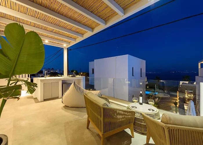 Villa Akoya Pearl - Sea Front *