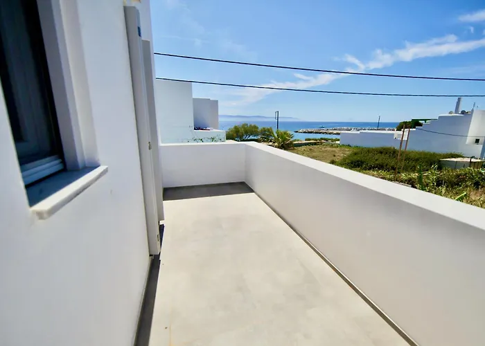 Akoya Pearl - Sea Front Villa